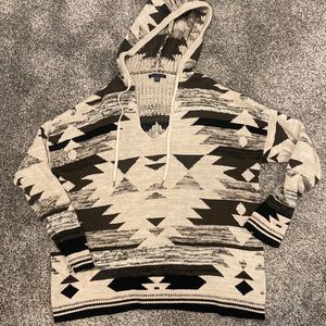 American Eagle V-neck sweater